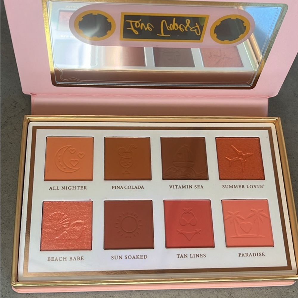 PLouise   Cassette tape 8 shades